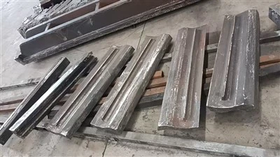 VSI Crusher Blow Bar|Dijelovi sa visokim sadržajem hroma za mašinu za pravljenje pijeska
